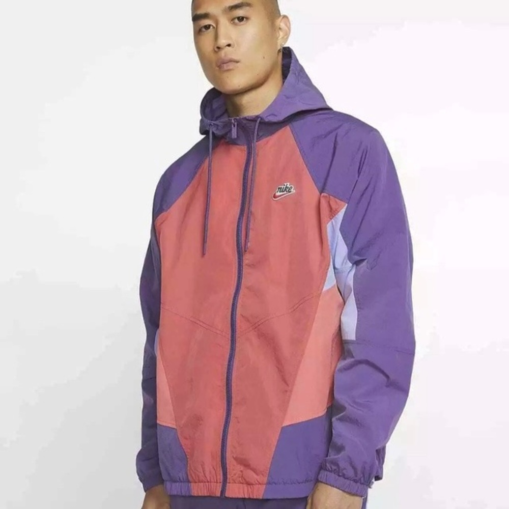‼️SOLD‼️NIKE HERITAGE PUEBLO RED WINDRUNNER JACKET